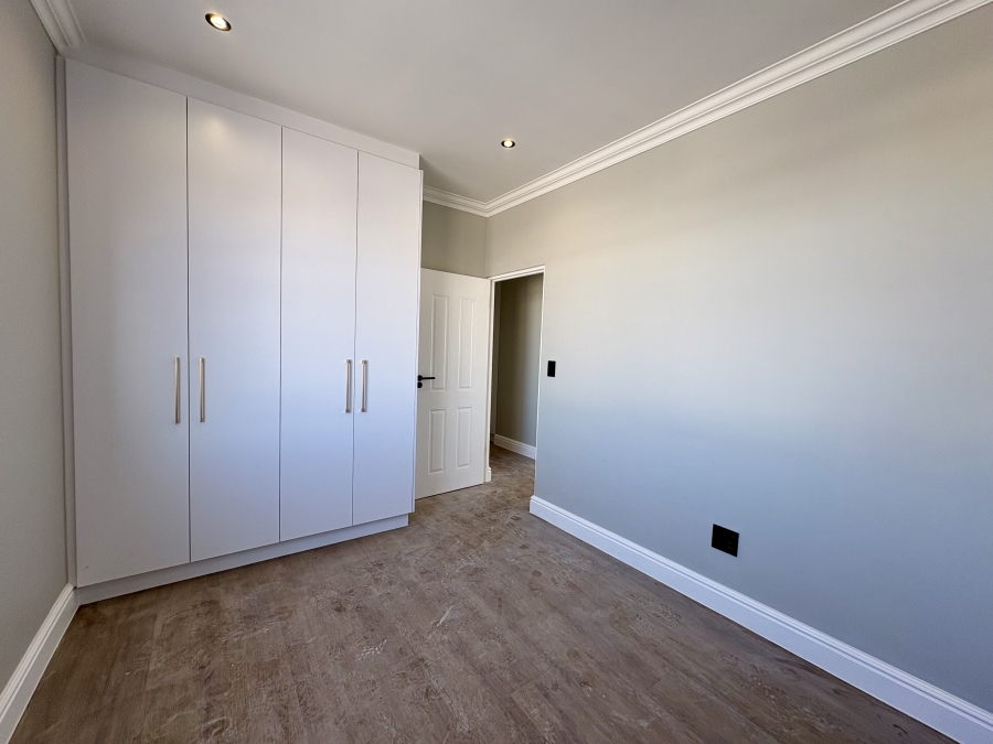 4 Bedroom Property for Sale in Sandown Western Cape